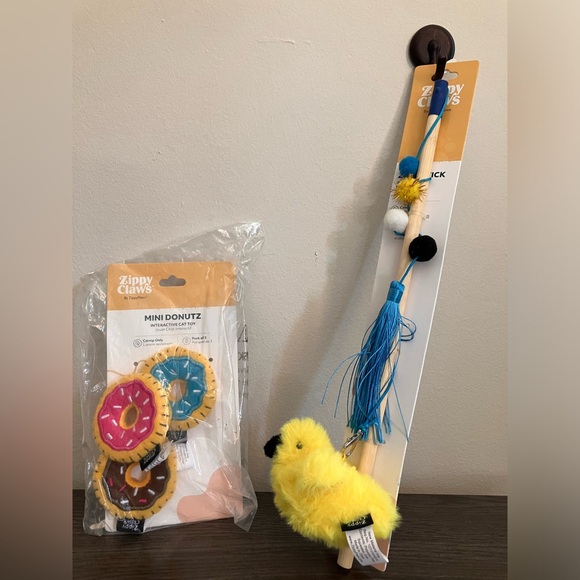 Cat Toys Bundle - Picture 7 of 8